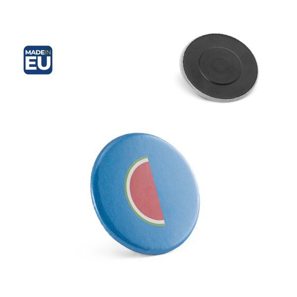 Button badge with magnetic clasp